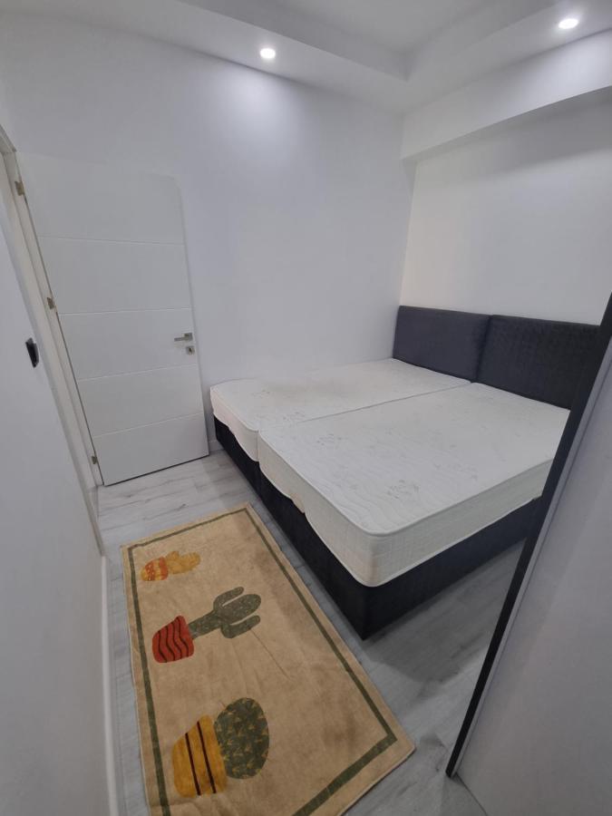 Aloha Airport Guest Home Altinkum  Extérieur photo